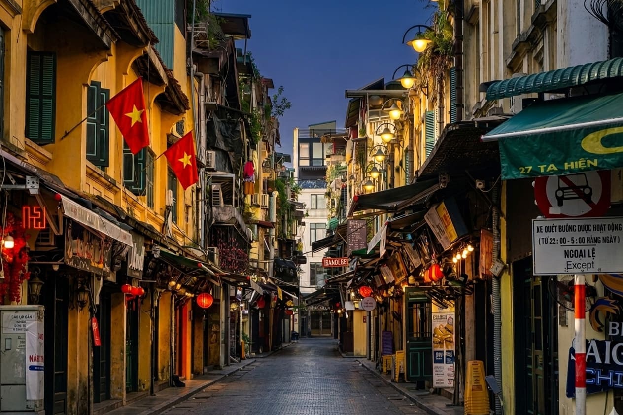 Hanoi Travel Guide 2026 | Attractions, Food, Hotels, Transportation & 5-Day Itinerary