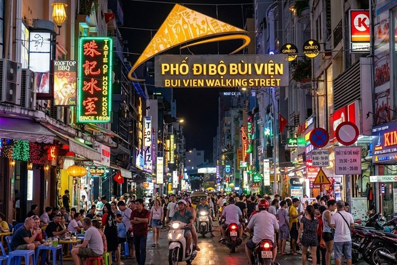 2026 Vietnam Nightlife Guide: Ho Chi Minh City & Hanoi Bars, Nightclubs and Safety Tips