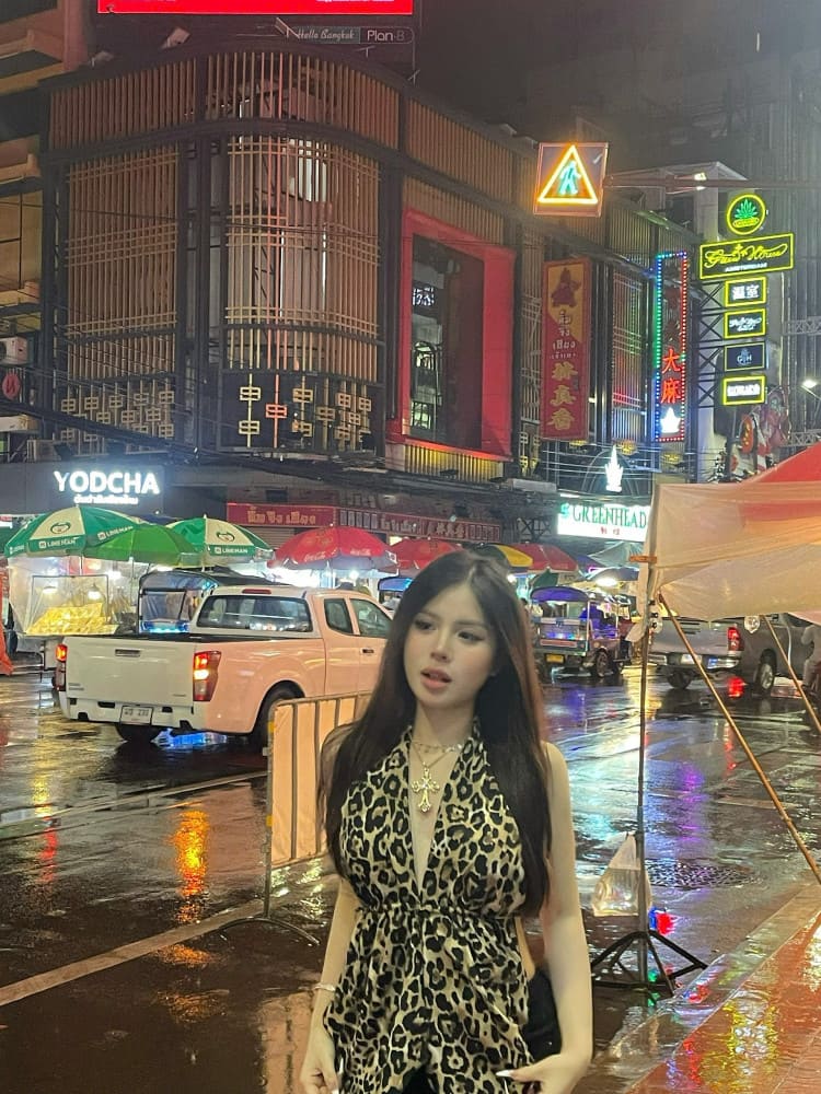 Hanoi Lady Riders, Handsome Guides – Playful Tours