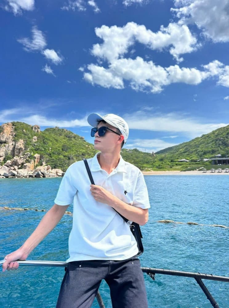 Da Nang Lady Riders, Handsome Guides – Playful Tours