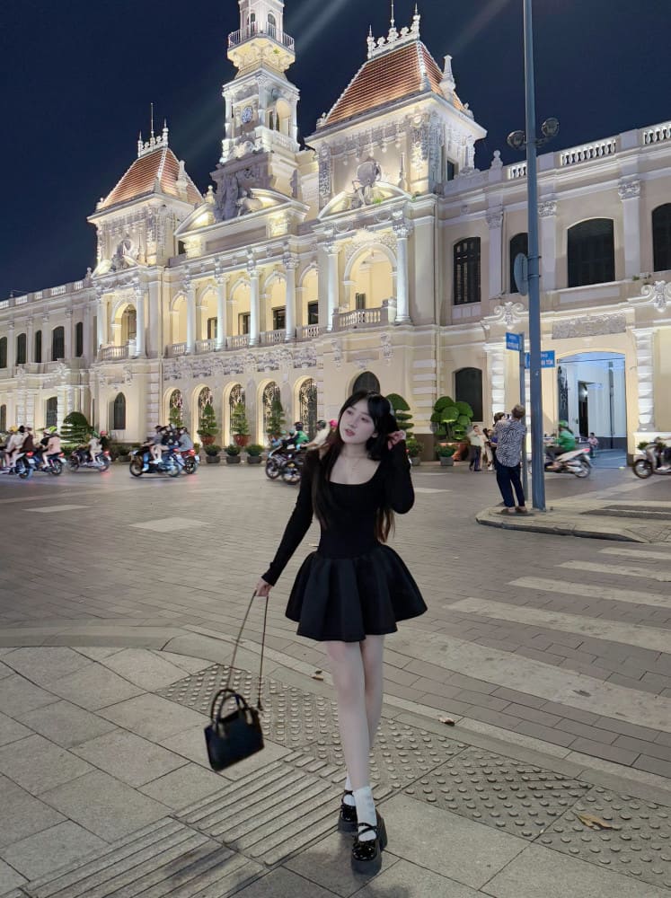 Ho Chi Minh City Lady Riders, Handsome Guides – Playful Tours