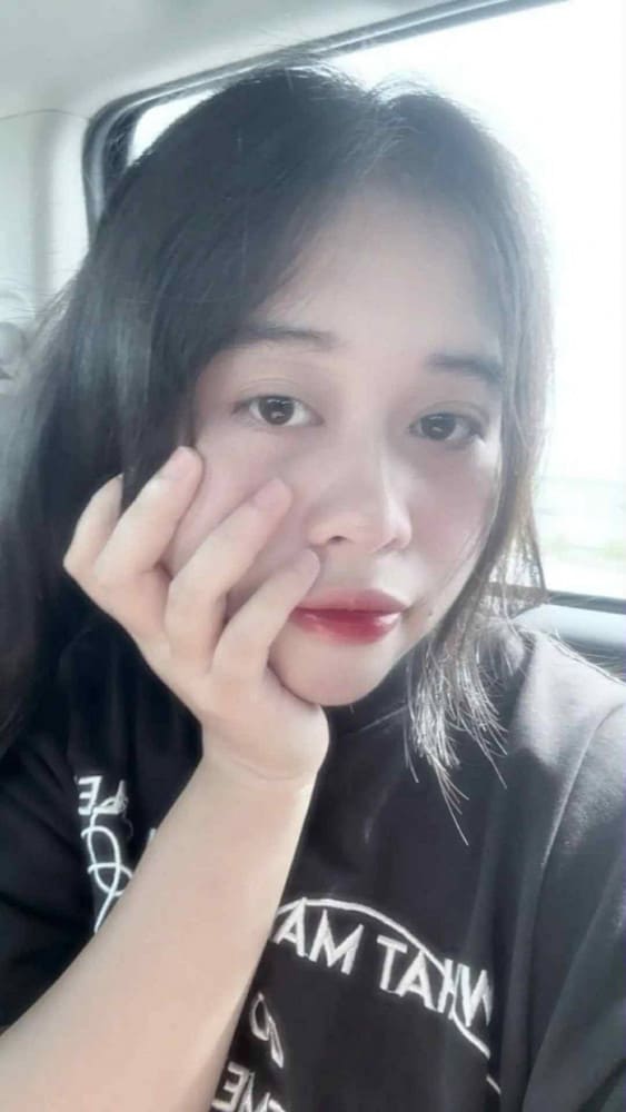 Ha Long Bay Lady Riders, Handsome Guides – Playful Tours