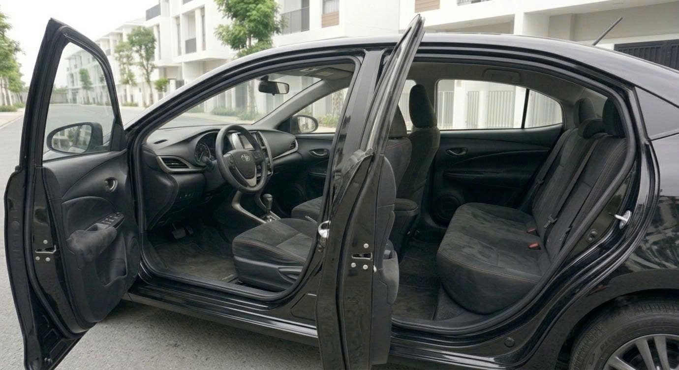 Da Nang 5-Seater Private Car Charter Service (8 Hours)｜Da NangVehicle photo