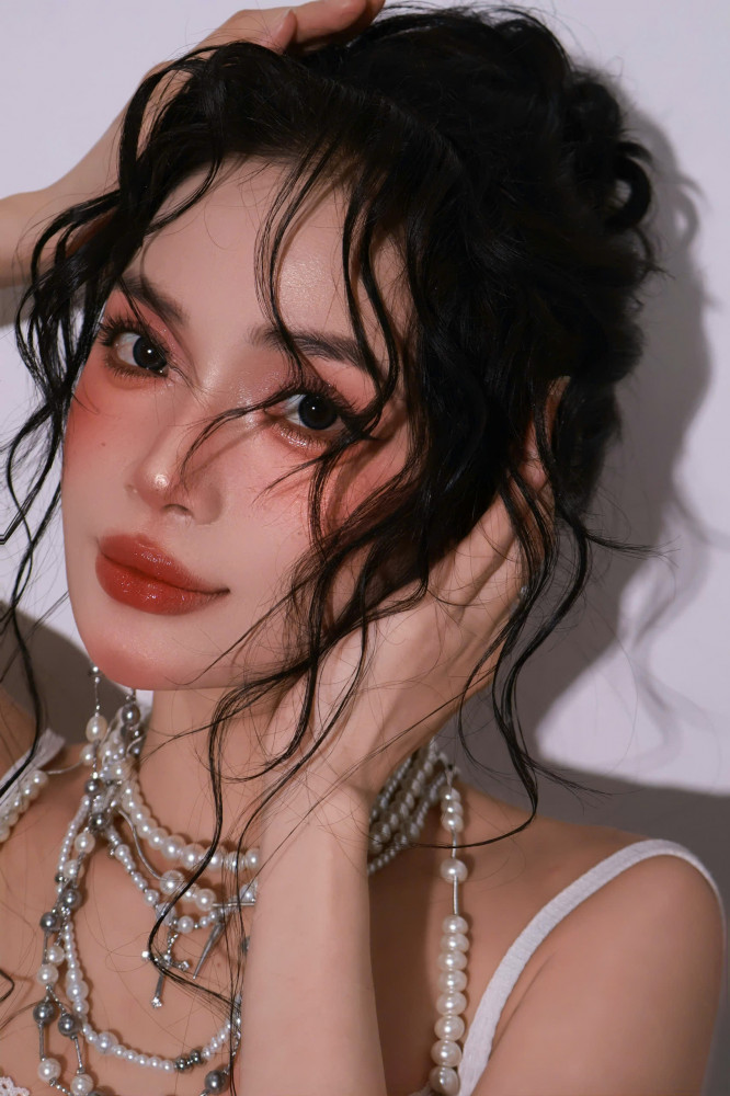 Ho Chi Minh CityLady Riders, Handsome Guides – Playful Tours