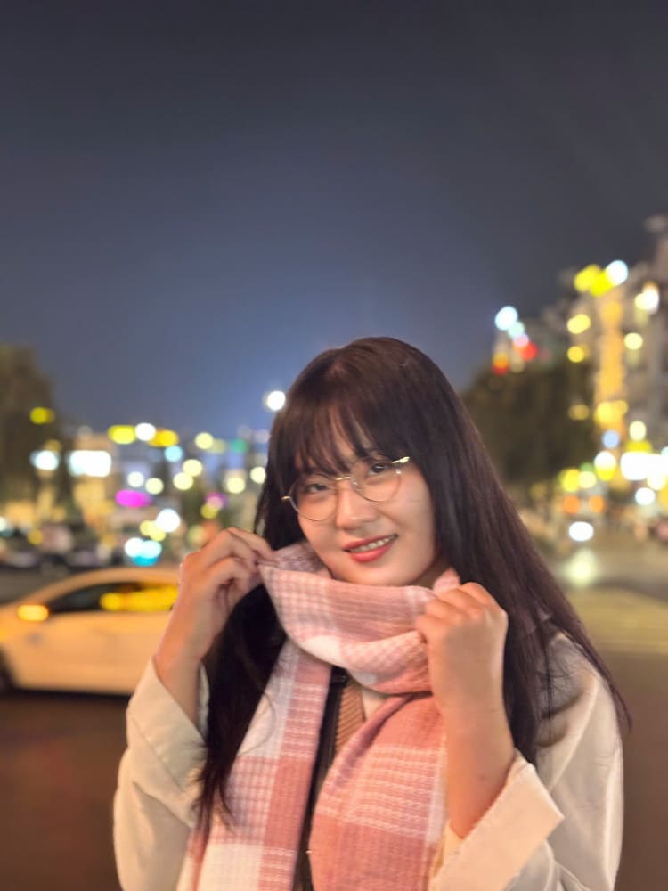 Ho Chi Minh CityLady Riders, Handsome Guides – Playful Tours