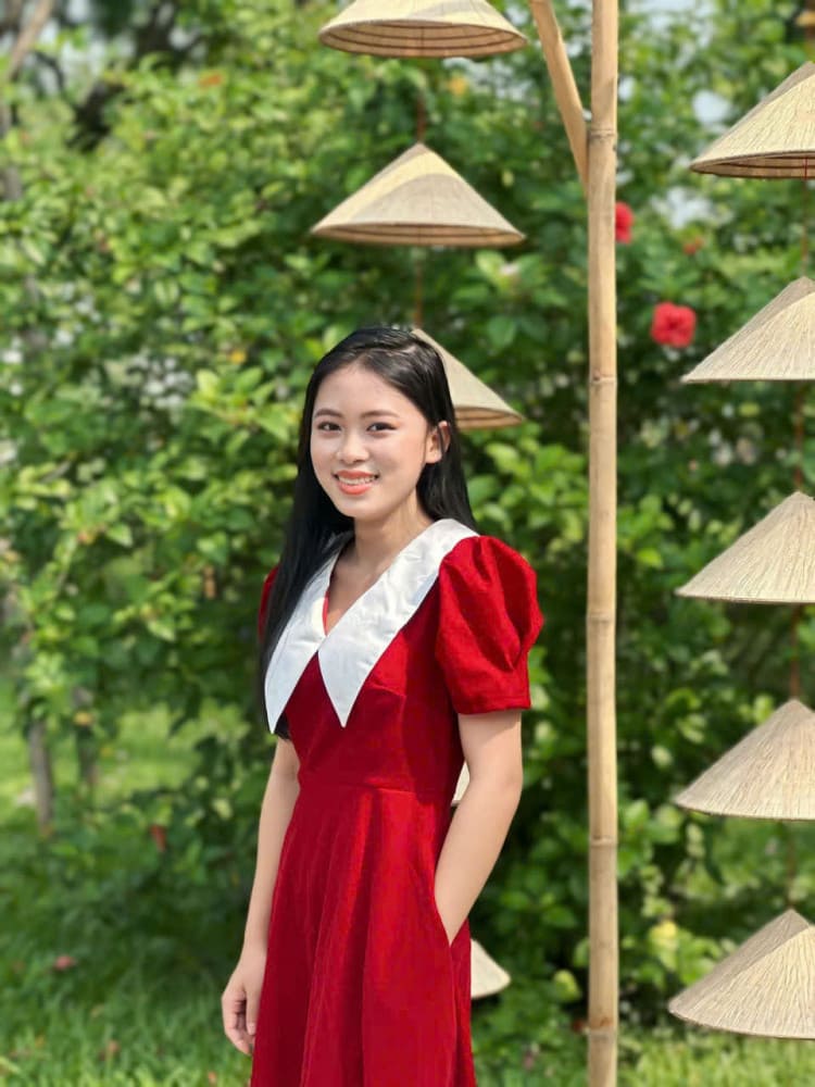 Ho Chi Minh CityLady Riders, Handsome Guides – Playful Tours