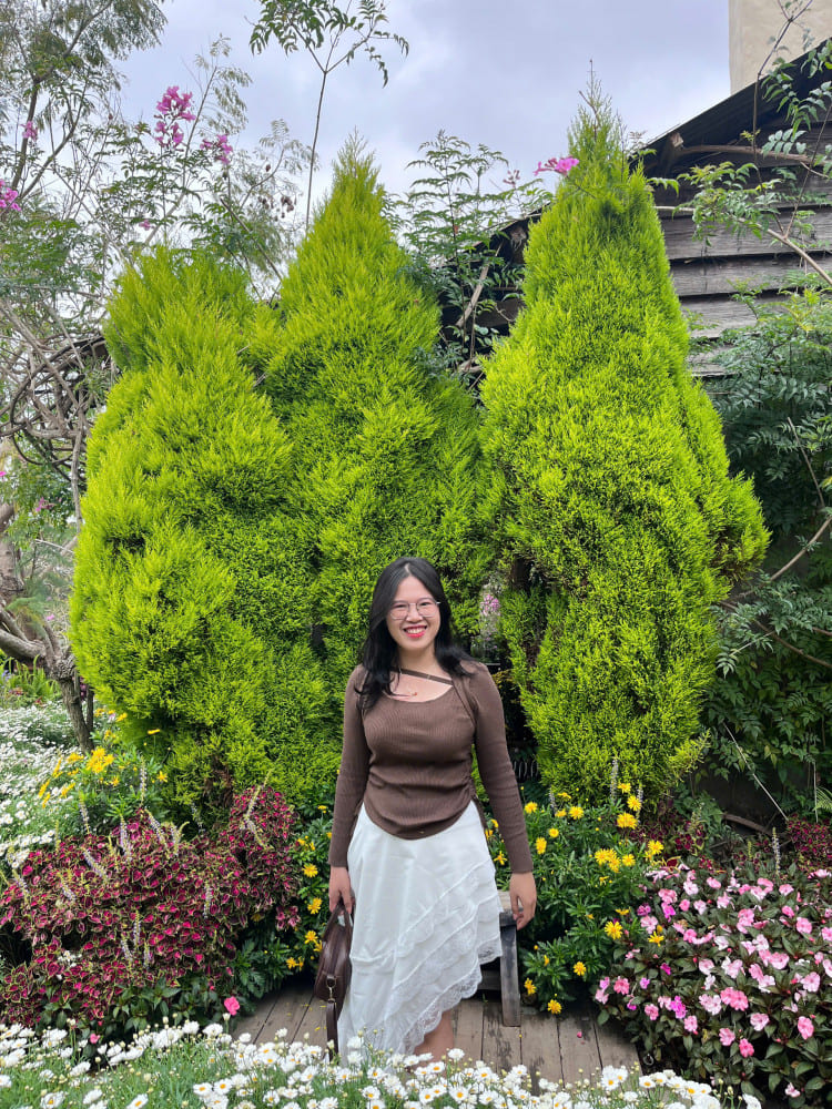 Da NangLady Riders, Handsome Guides – Playful Tours