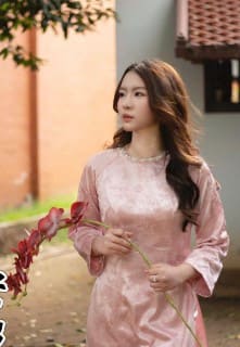 Ho Chi Minh CityLady Riders, Handsome Guides – Playful Tours