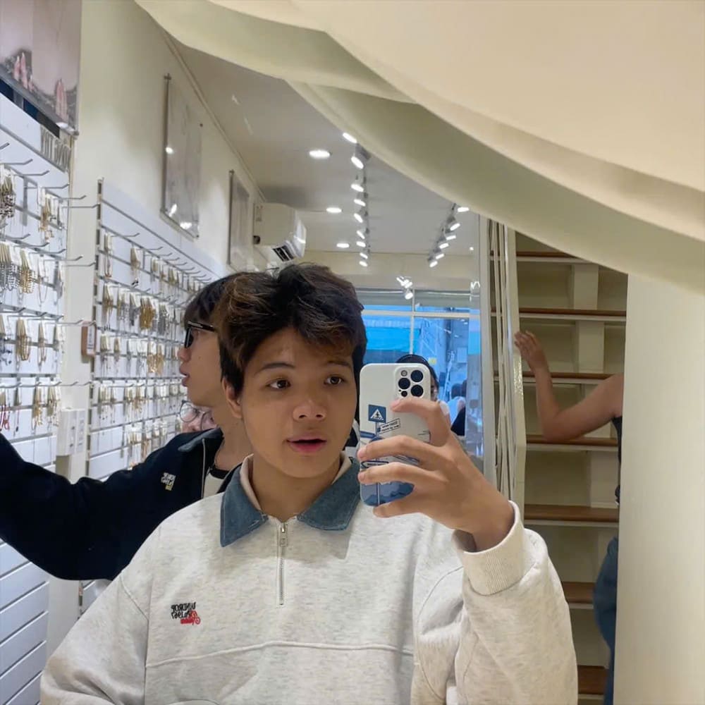 Ho Chi Minh CityLady Riders, Handsome Guides – Playful Tours