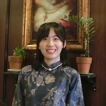 HeyTrinh | Private Guide in Da Nang Hoi An | Vietnam Local Guide