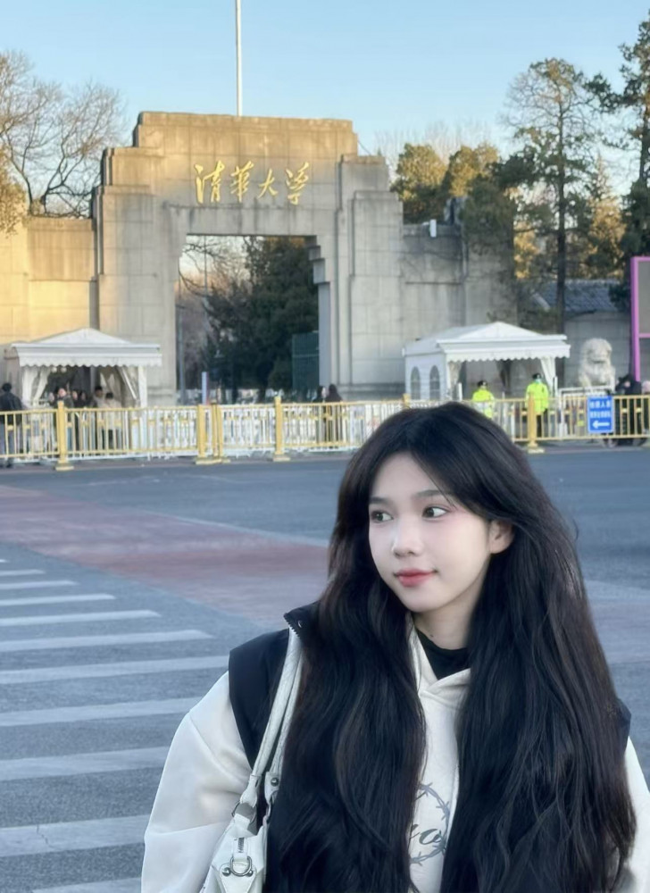 Ho Chi Minh CityLady Riders, Handsome Guides – Playful Tours