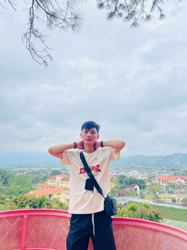 Da Nang Hoi AnLady Riders, Handsome Guides – Playful Tours