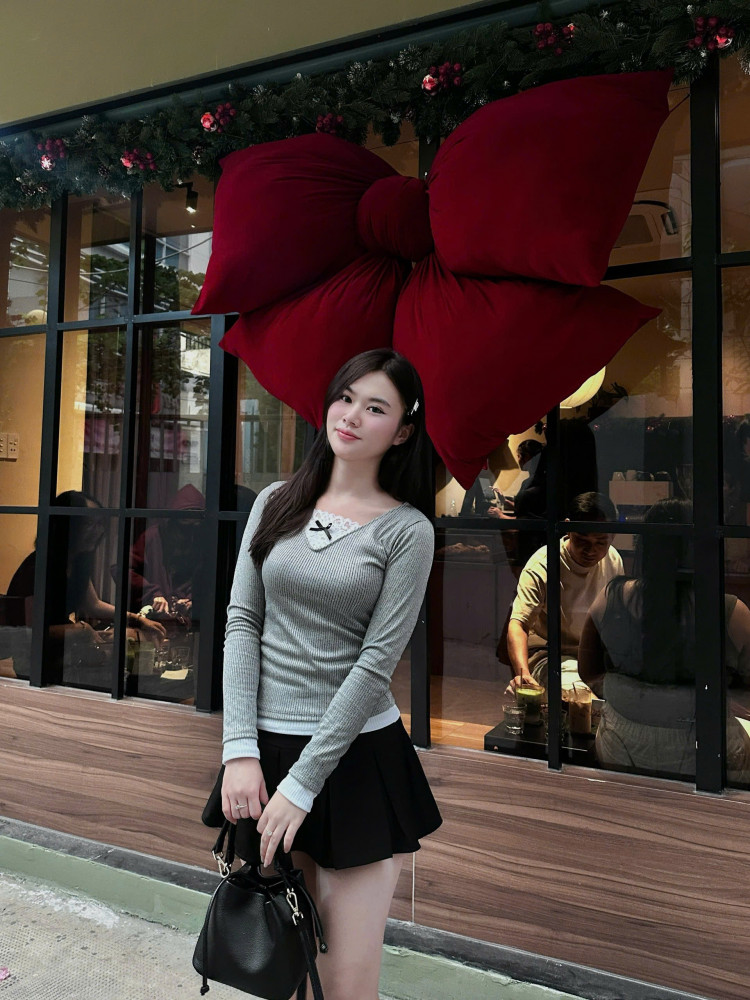 Ho Chi Minh CityLady Riders, Handsome Guides – Playful Tours