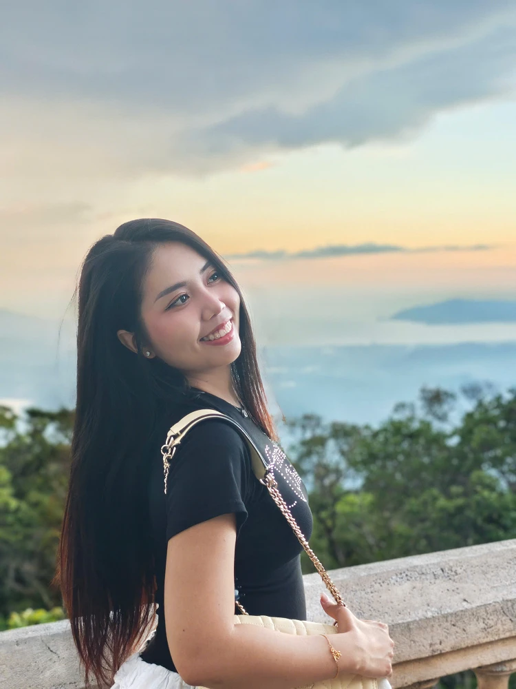 Xiuying｜Travel is the best way to discover yourself and embrace the unknown.