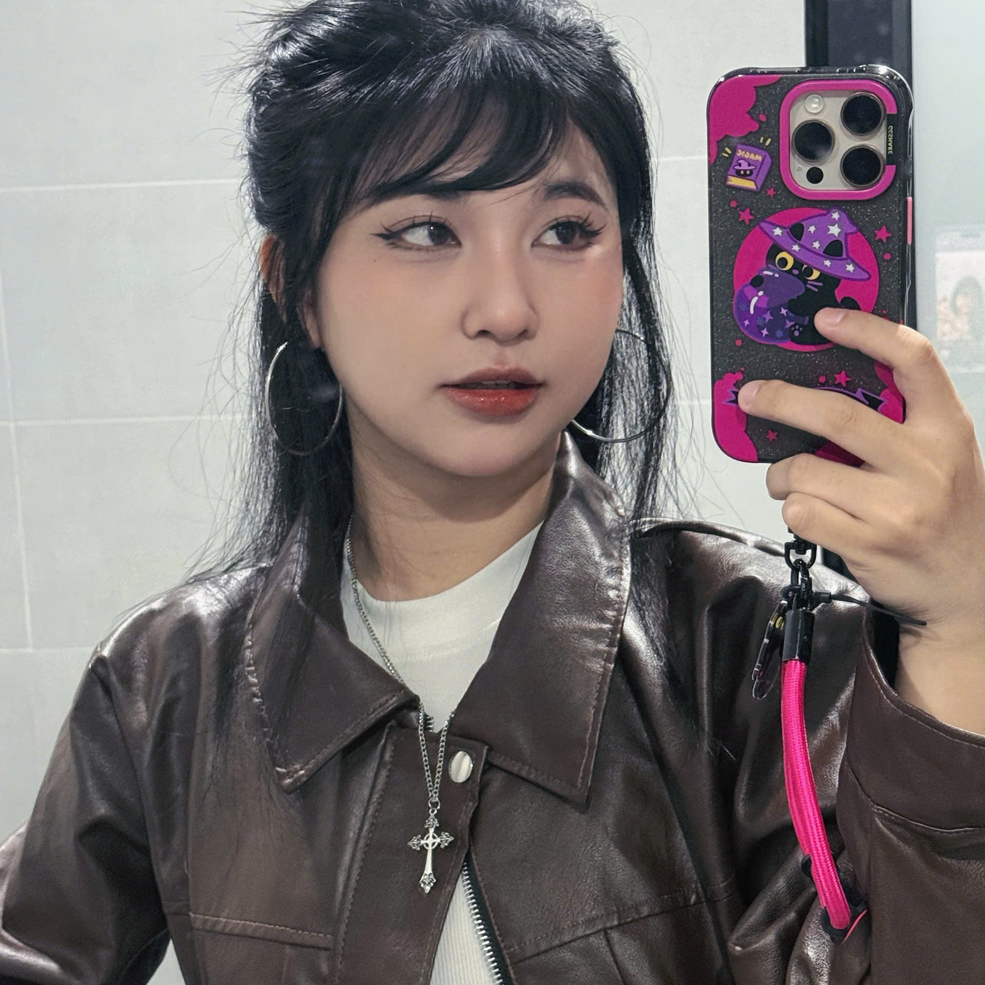 Ho Chi Minh CityLady Riders, Handsome Guides – Playful Tours