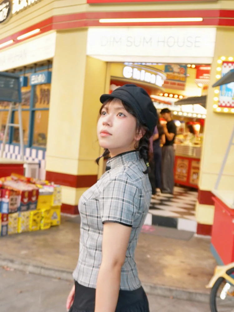Shushu | Private Guide in Hanoi | Vietnam Local Guide