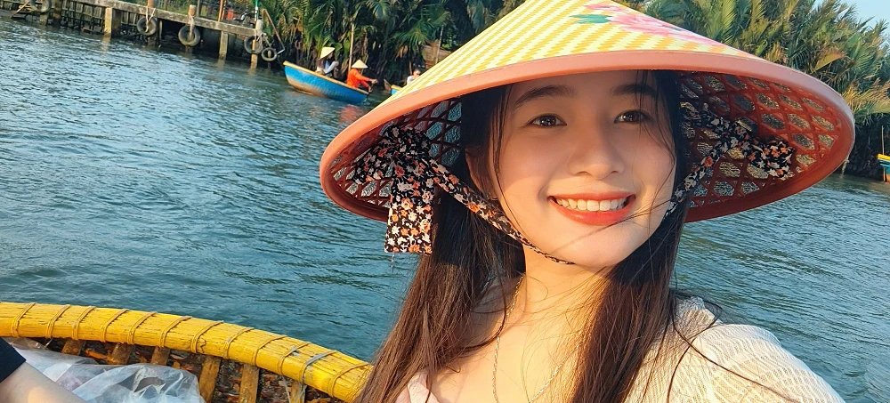Miusa | Private Guide in Hanoi | Vietnam Local Guide