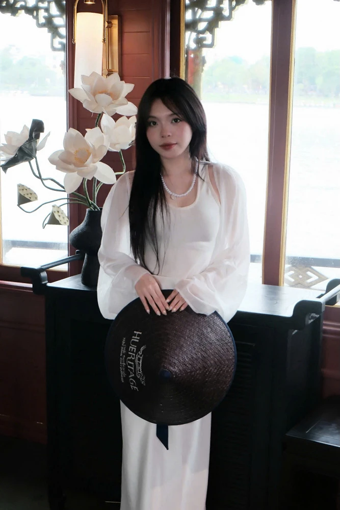 懷秋 | Private Guide in Hanoi | Vietnam Local Guide
