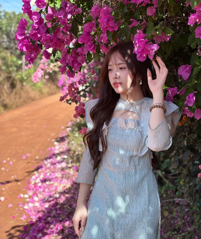Fang Wei | Private Guide in Ho Chi Minh City | Vietnam Local Guide