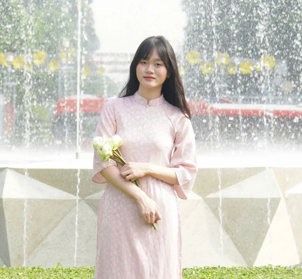 My Phung | Private Guide in Ho Chi Minh City | Vietnam Local Guide