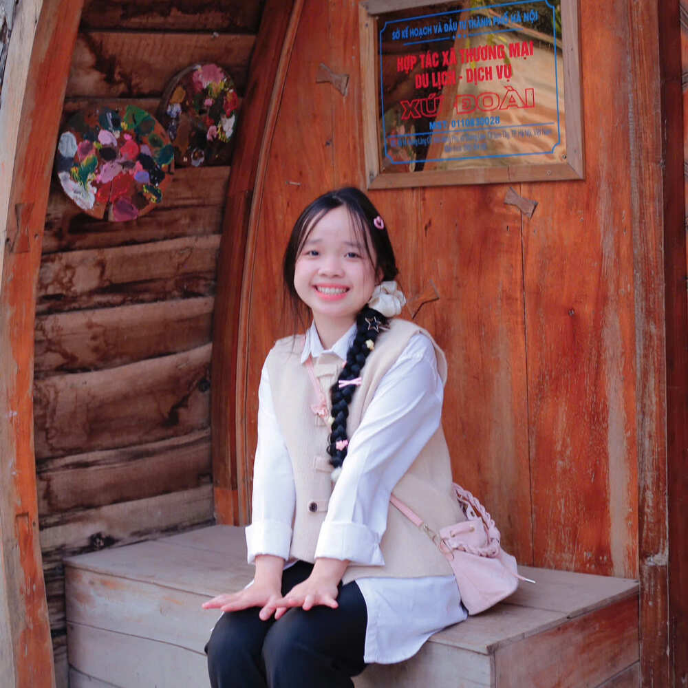  Hanoi Biker Beauties and Handsome Guides - Playfultours