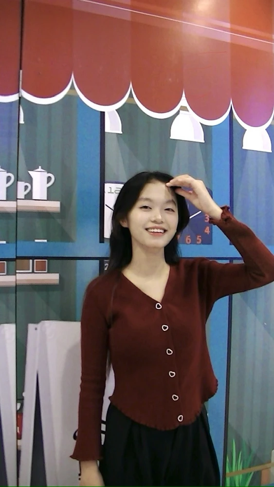 Selina | Private Guide in Ho Chi Minh City Hanoi | Vietnam Local Guide