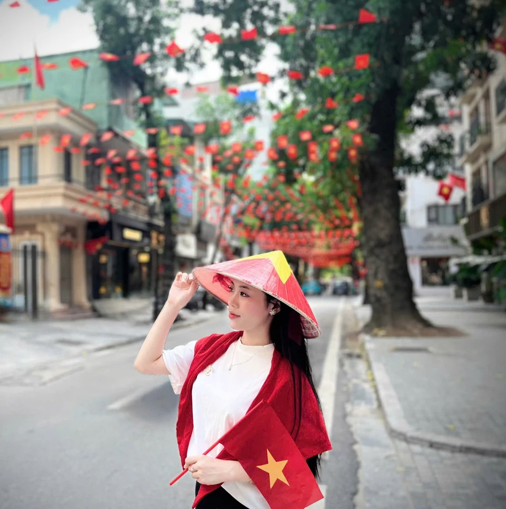 Solia | Private Guide in Hanoi | Vietnam Local Guide