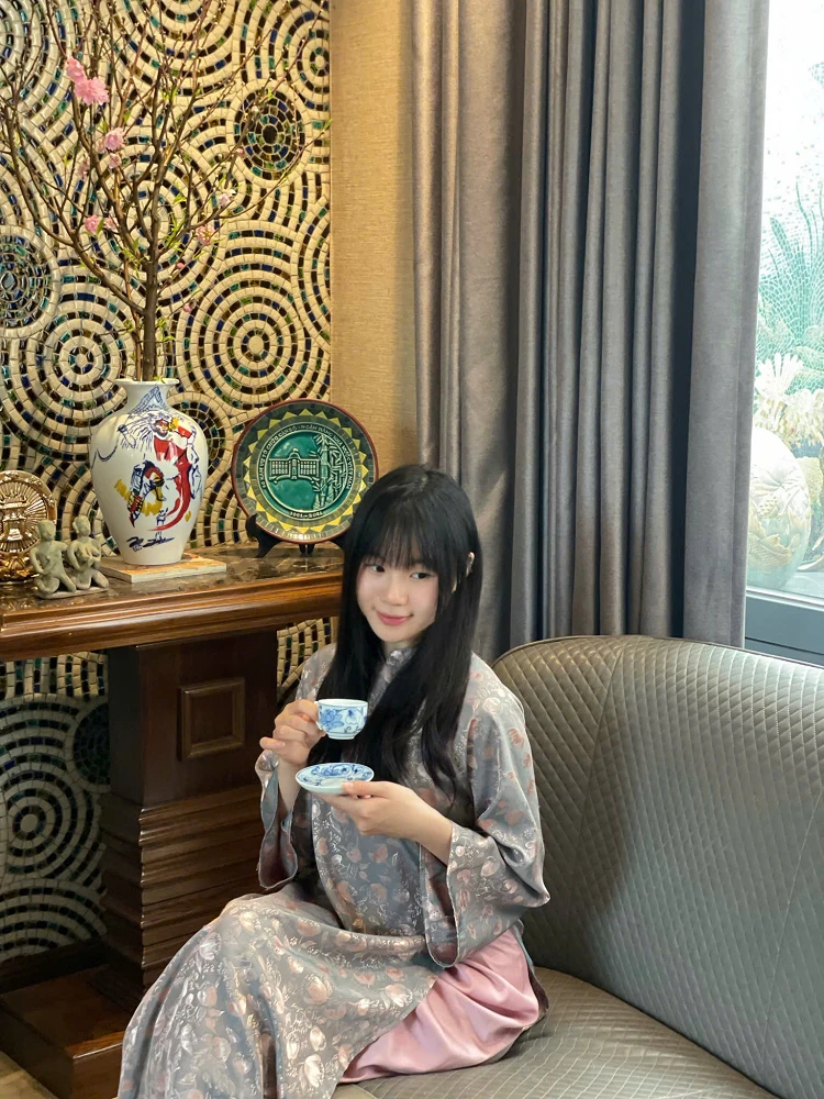 Marry | Private Guide in Hanoi | Vietnam Local Guide