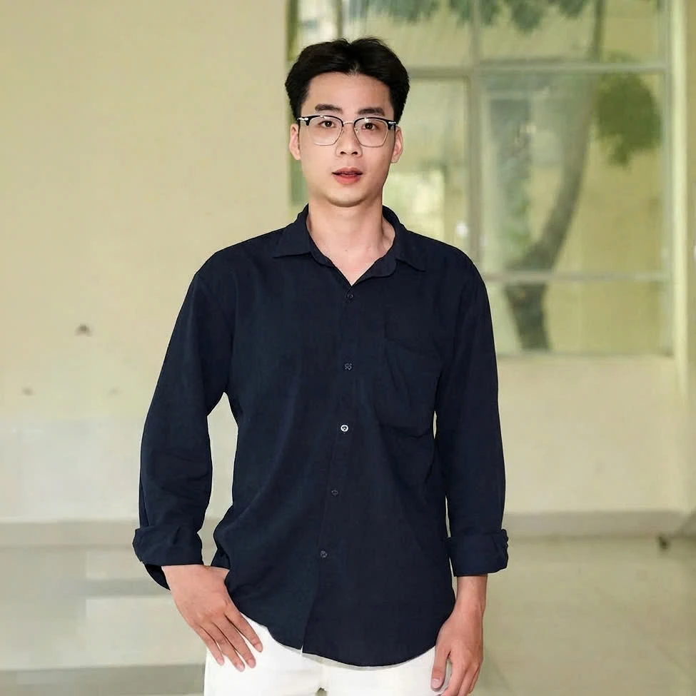 GiangGi | Private Guide in Hanoi | Vietnam Local Guide