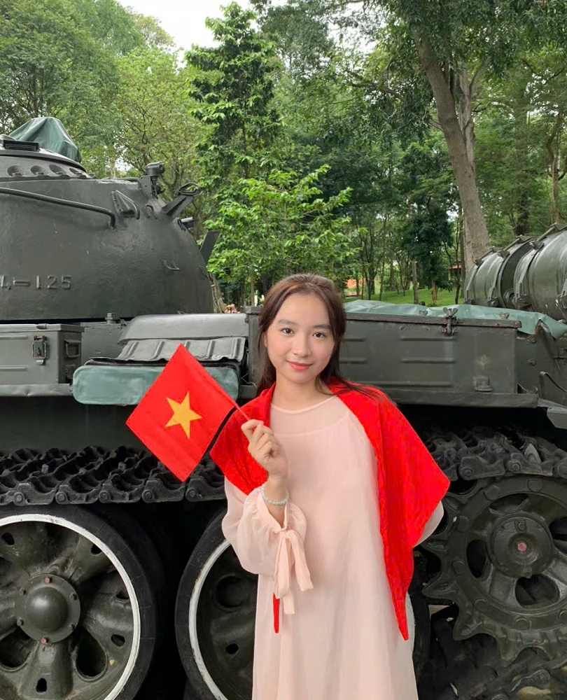 hana.huyen | Private Guide in Hanoi | Vietnam Local Guide