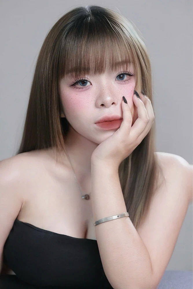 Hannah | Private Guide in Hanoi | Vietnam Local Guide