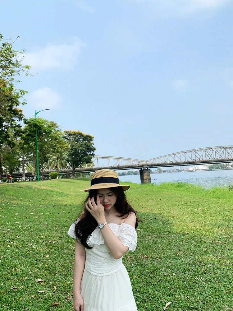 Rit | Private Guide in Da Nang | Vietnam Local Guide