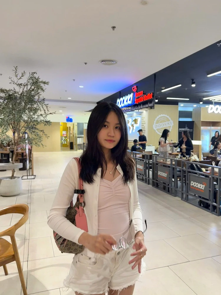 Lina | Private Guide in Ho Chi Minh City | Vietnam Local Guide