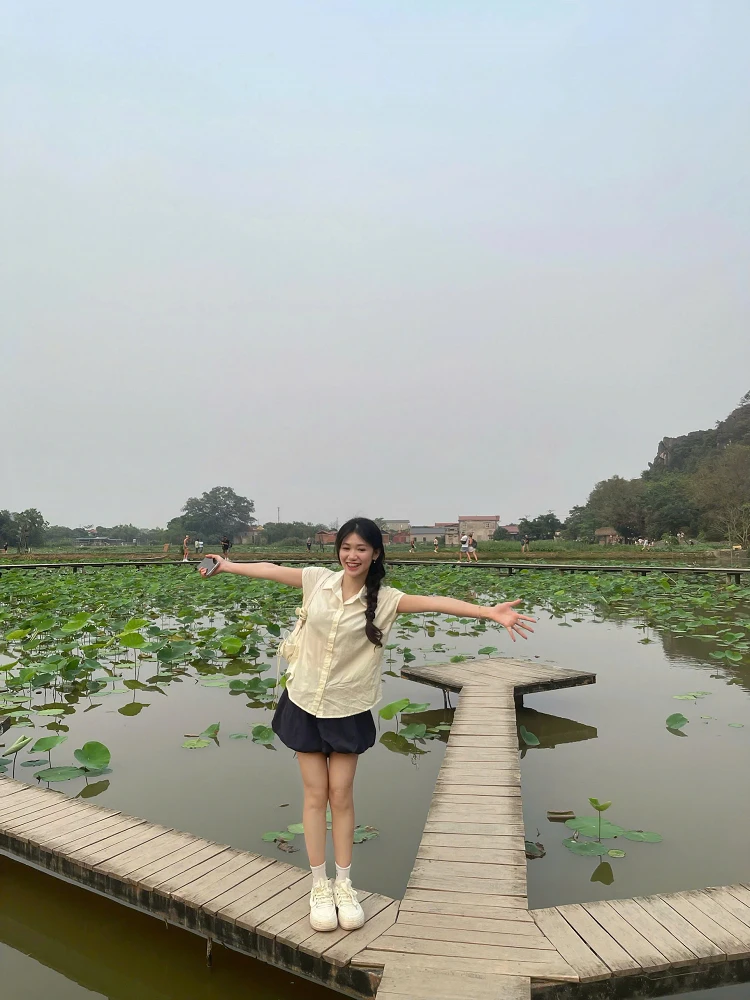 Min | Private Guide in Ho Chi Minh City Hanoi | Vietnam Local Guide
