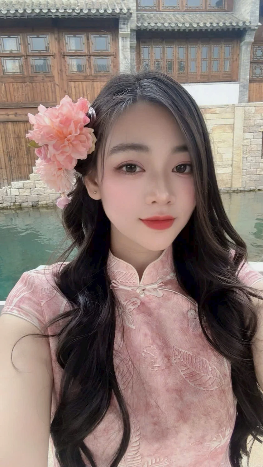 Helen | Private Guide in Ho Chi Minh City | Vietnam Local Guide