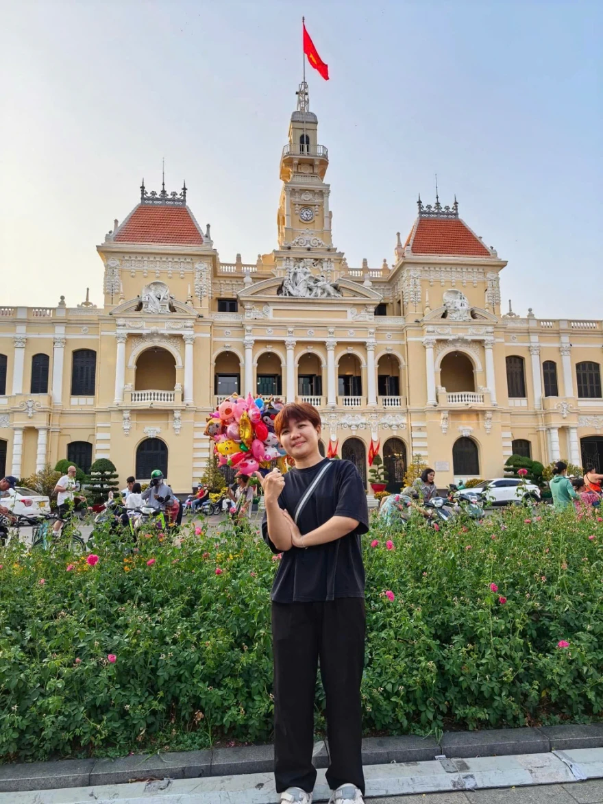 Penny | Private Guide in Nha Trang | Vietnam Local Guide