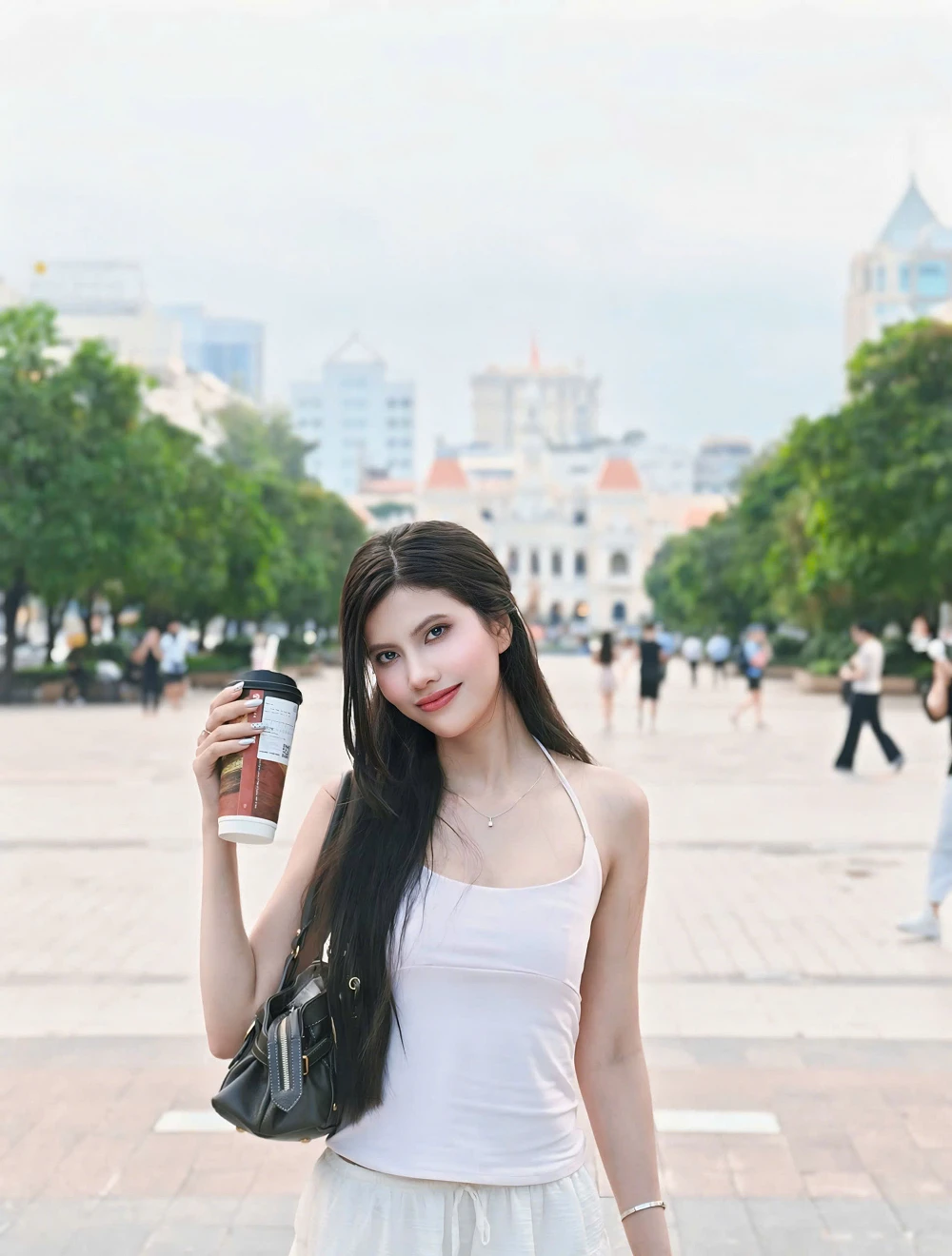 LiLi | Private Guide in Ho Chi Minh City | Vietnam Local Guide