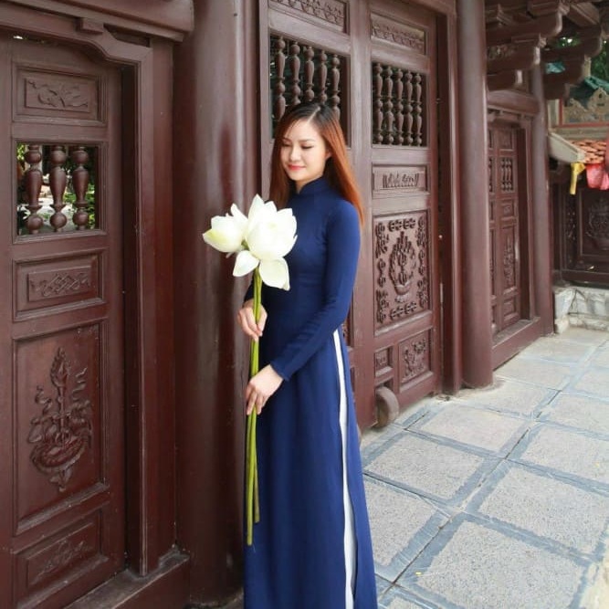 Ha Long BayLady Riders, Handsome Guides – Playful Tours