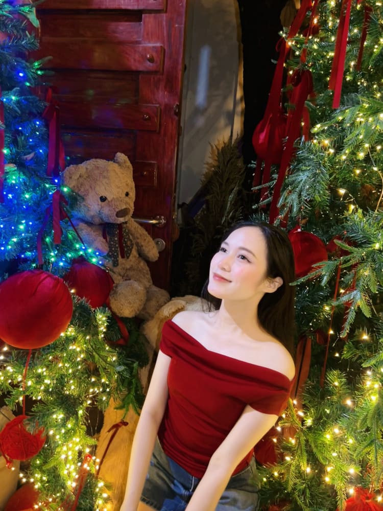 Ho Chi Minh CityLady Riders, Handsome Guides – Playful Tours