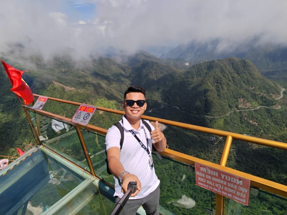 Hanoi Ha Long Bay SapaLady Riders, Handsome Guides – Playful Tours