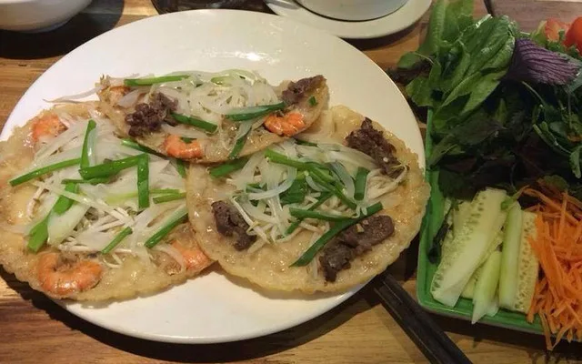 Zon Pancake (Banh Xeo Zon)