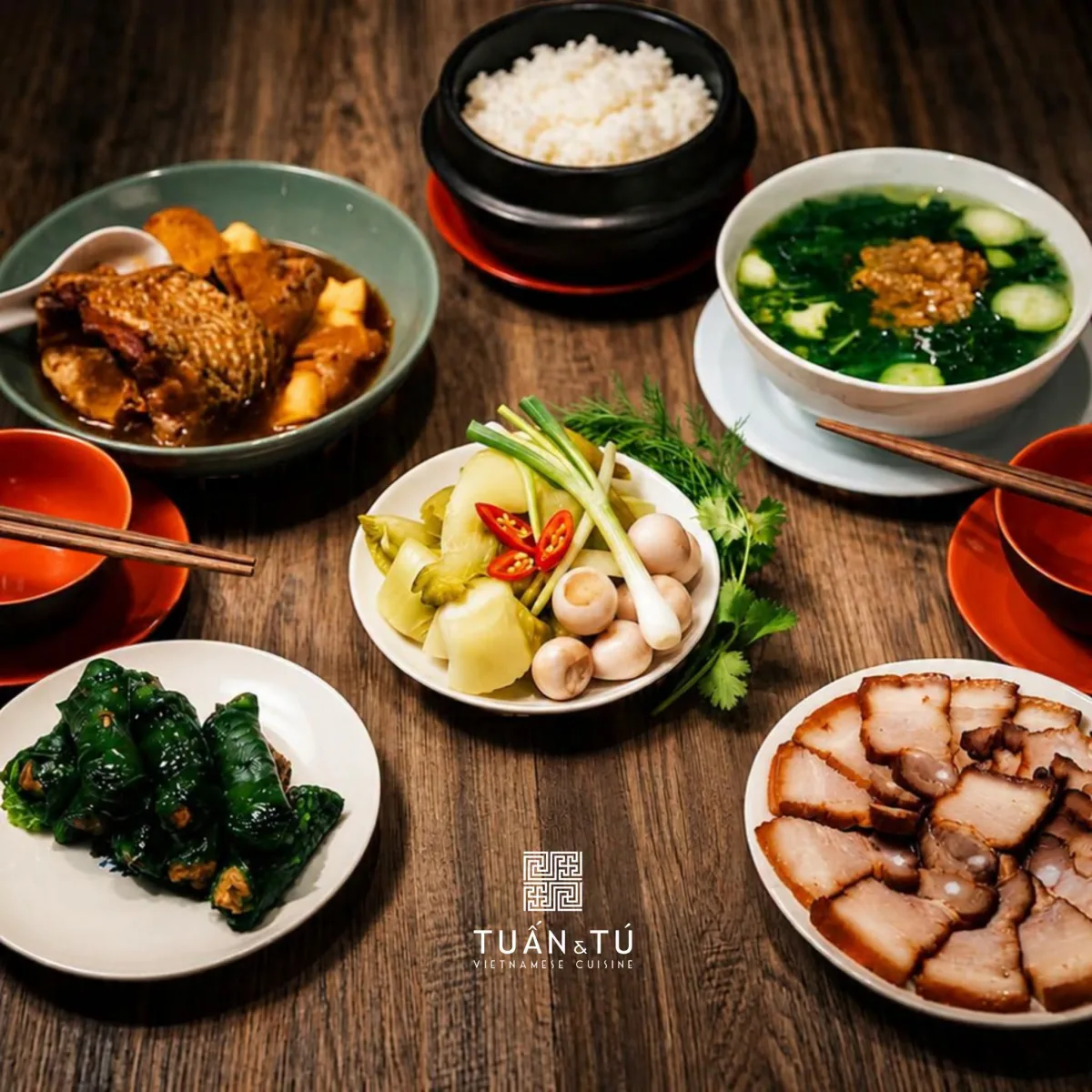 Tuấn & Tú Restaurant