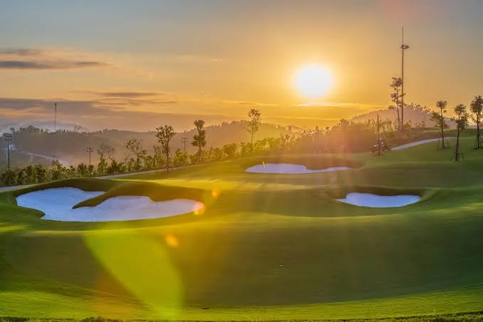 Van Lang Empire T&T Golf Club