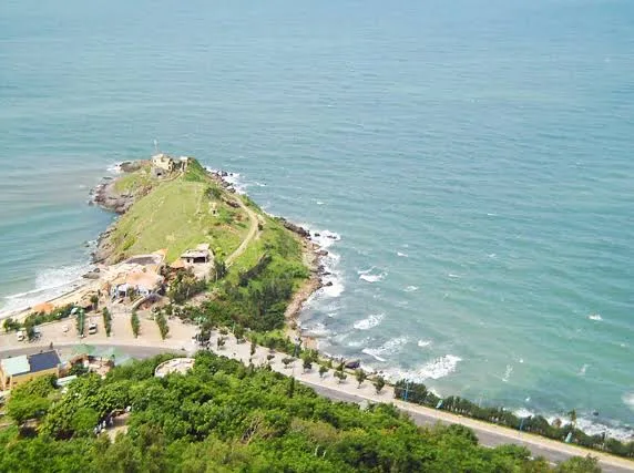 Nghinh Phong Cape (Mui Nghinh Phong)