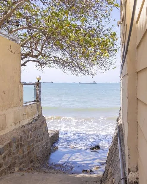 Alleyway 107 - 109 Tran Phu (Ocean-view Alley)