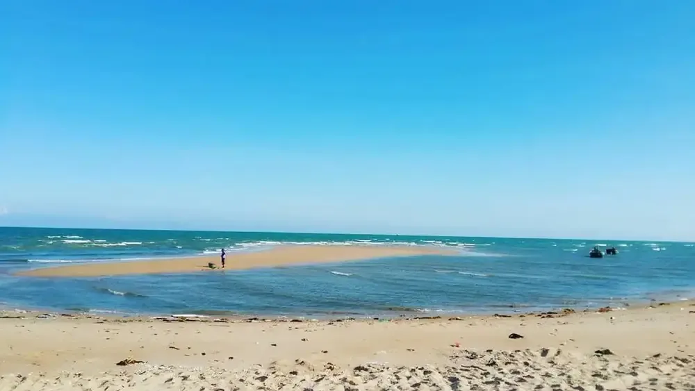 Suoi O Beach (Bien Song Lo - Suoi O)